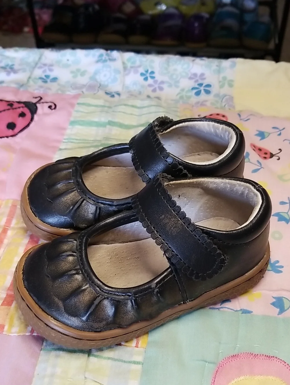 Livie & Luca Black Ruche Mary Jane Shoes with Gold Overspray Size 4